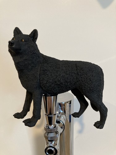 Black wolf tap handle - black,
